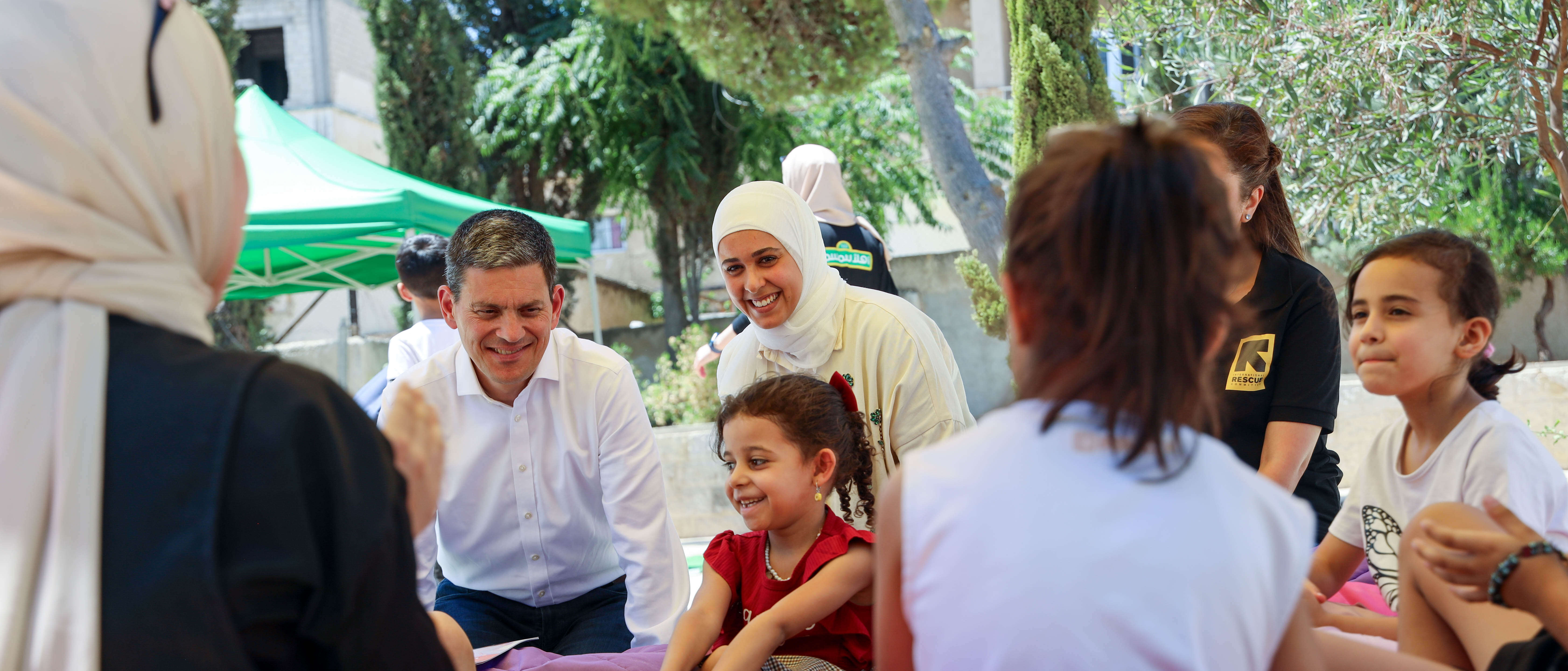 David Miliband joins IRC clients at an Ahlan Simsim session in Jordan.